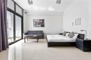 StoneTree - DEC Tower 2 Studio - Dubai Marina